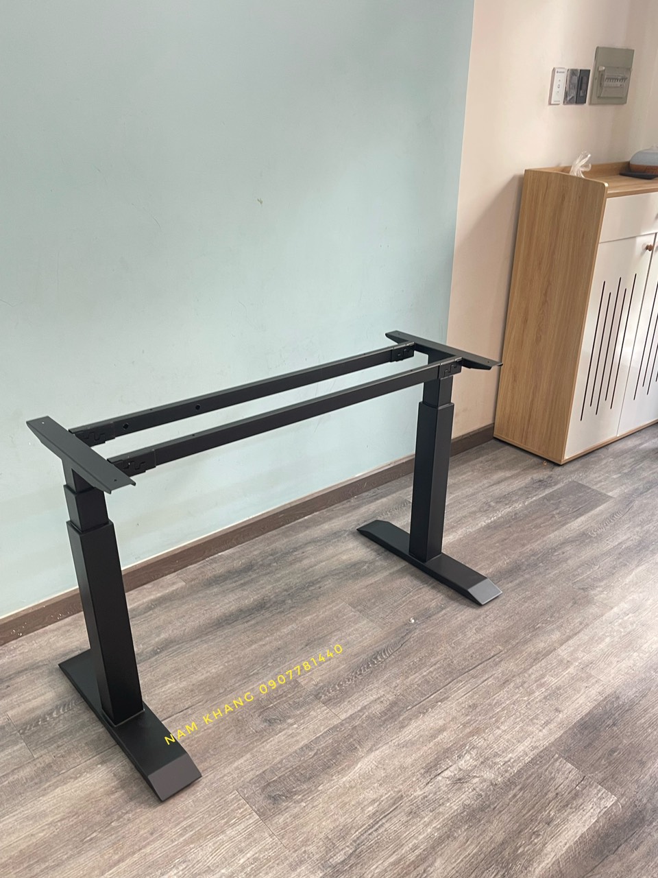 Bàn Giám Đốc 31