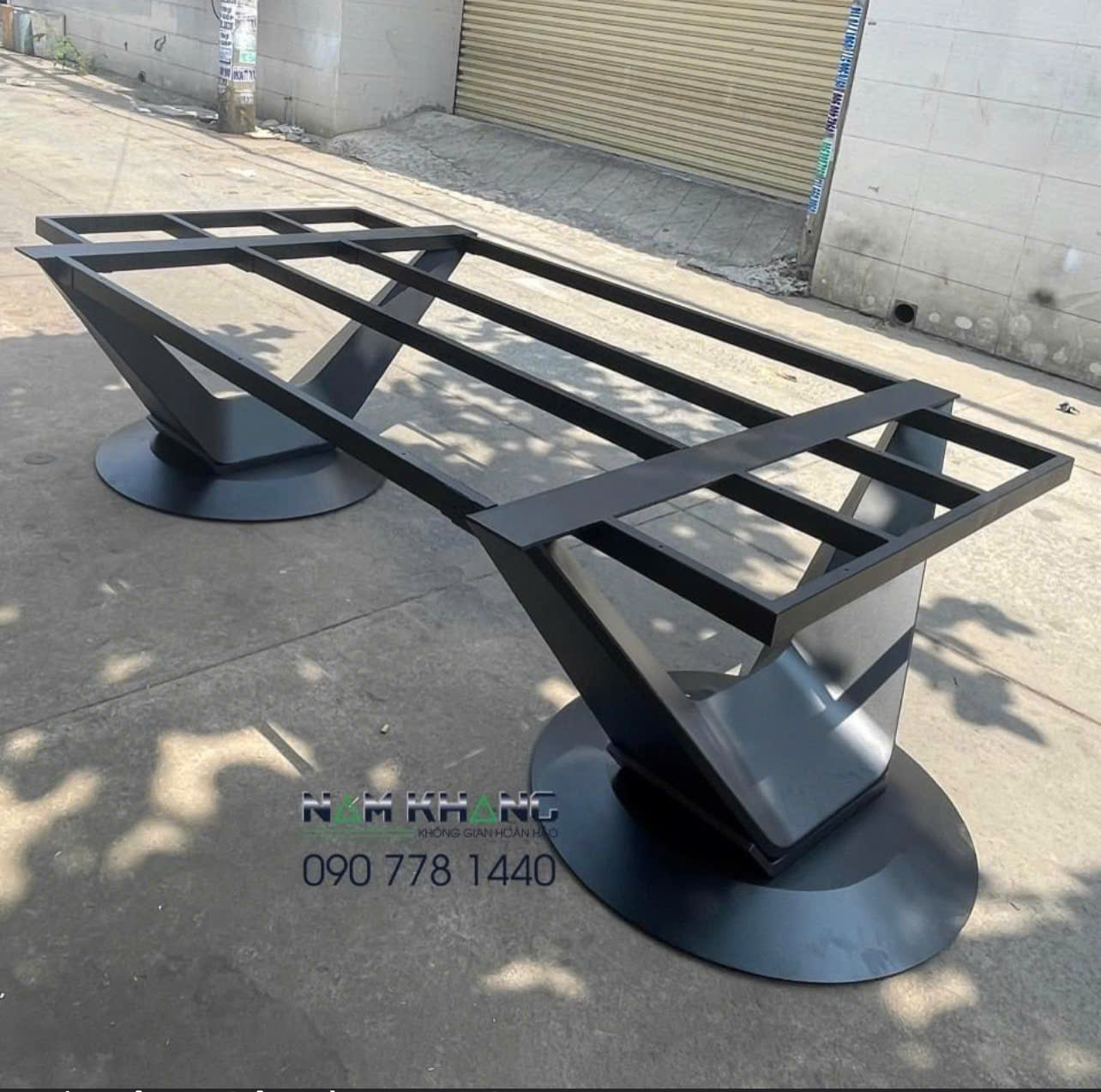 Chân bàn họp NK-43