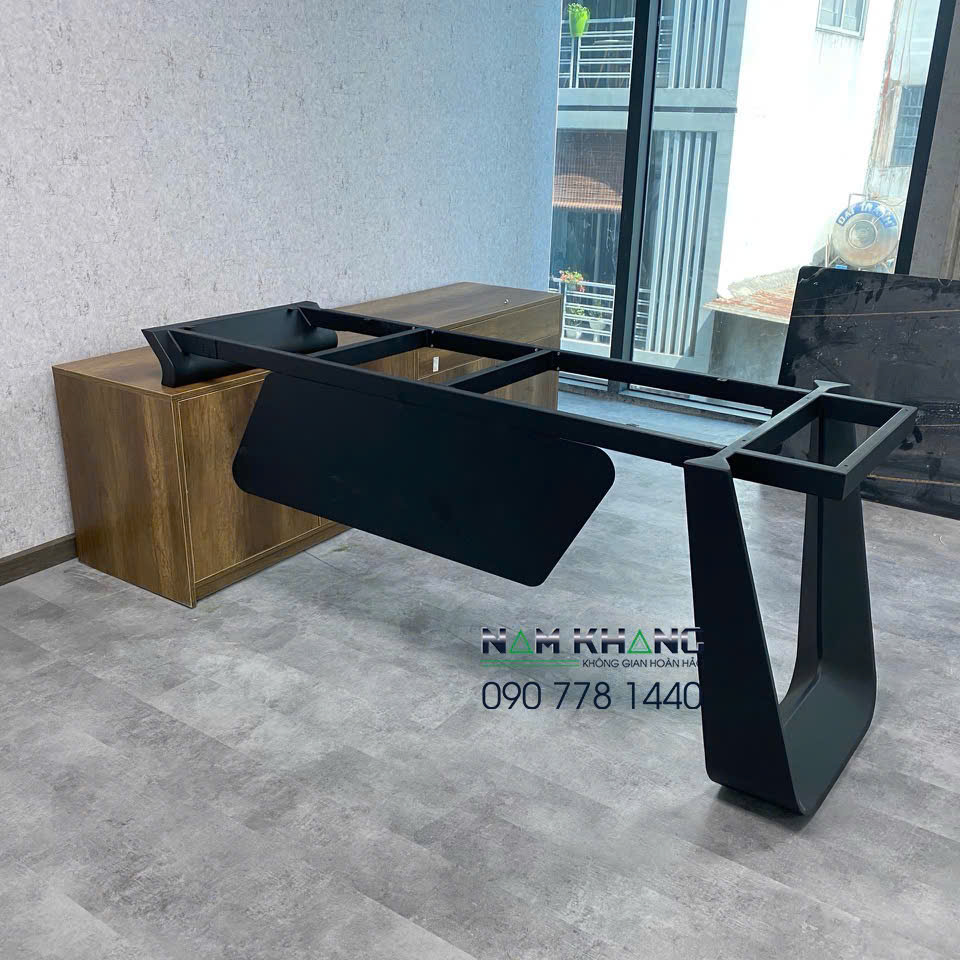 Bàn Giám Đốc -33