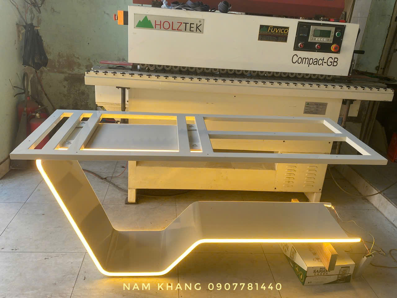 Bàn Giám Đốc -37